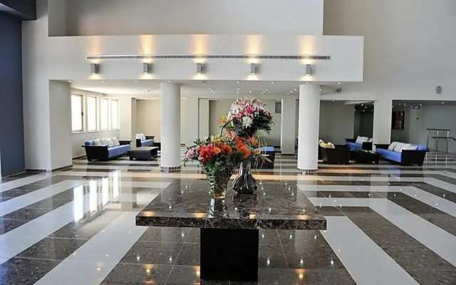 Blue Lagoon Kosher Hotel