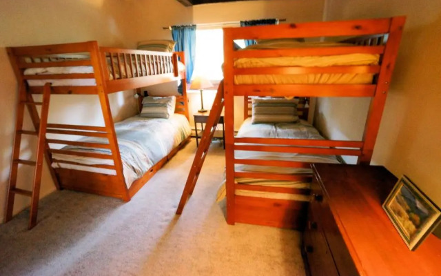 Tamarisk 303