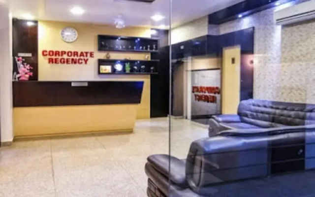 Hotel O Grand Decor
