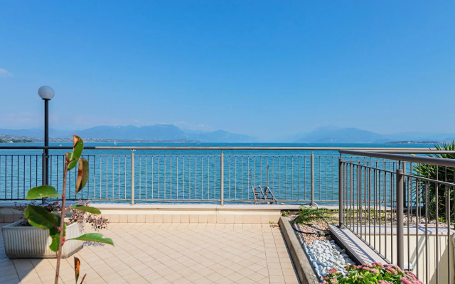 Residenza Miralago With Pool - Ground Floor One-bedroom