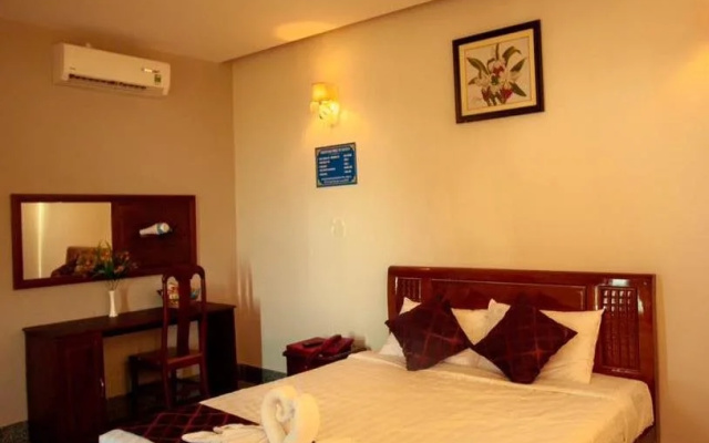 Hoang Vu Bien Ho Hotel
