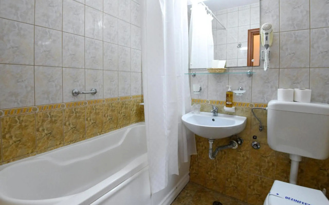 Complex Modern Mamaia All Inclusive