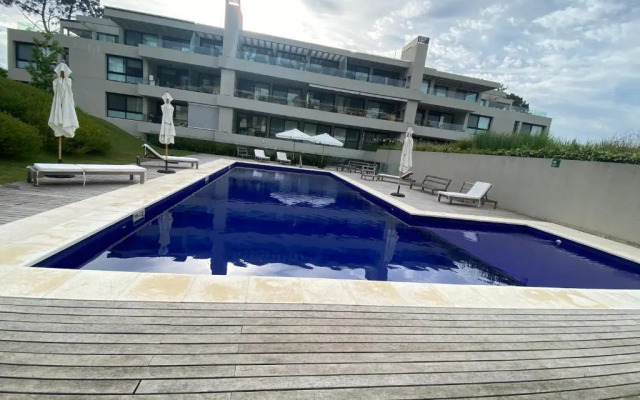 Hermoso Apto en Complejo Privado.