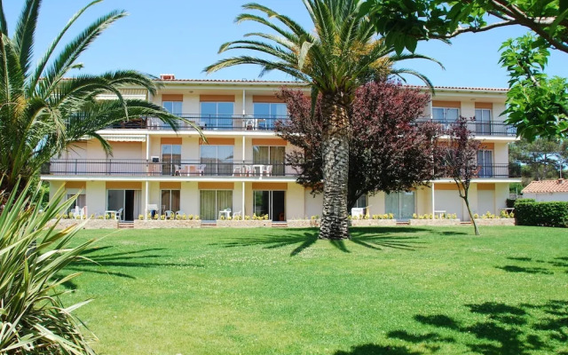Cozy Apartment in Calella de Palafrugell With Swimming Pool