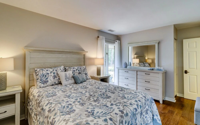 78 Baynard Cove