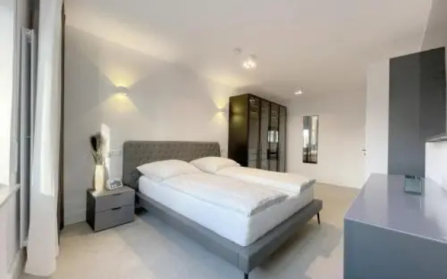 F10 APARTMENT Ulm