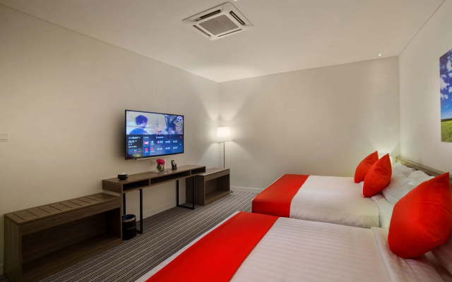 Riccarton Capsule Hotel