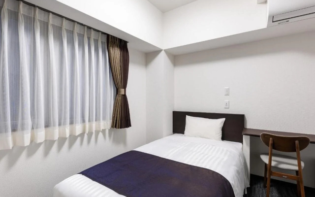 Shimbashi Urban Hotel