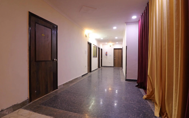 OYO 44941 Athiti Residency