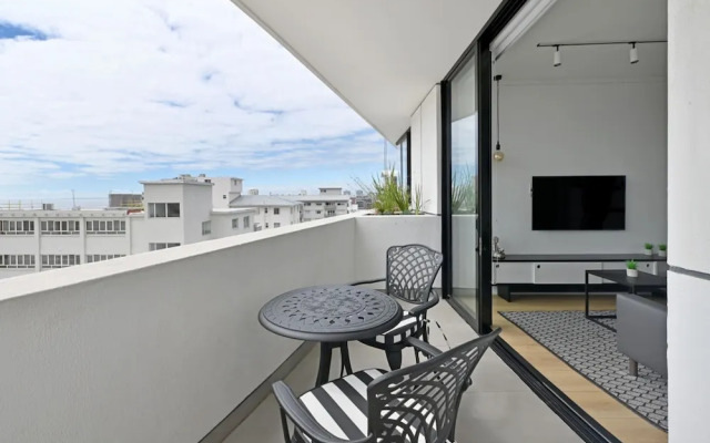 The Flamingo Sea Point Prom One Bed Balcony