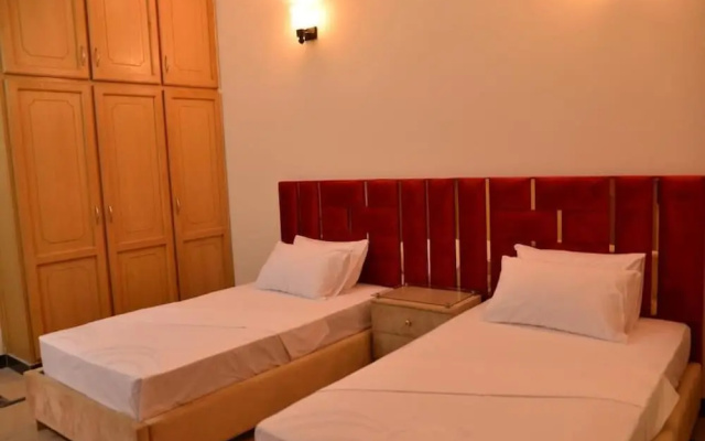 Redbury Guesthouse