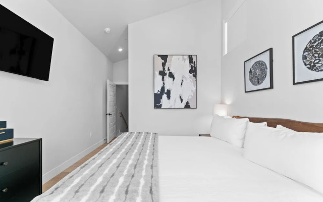 Brightwood #301, Building 2