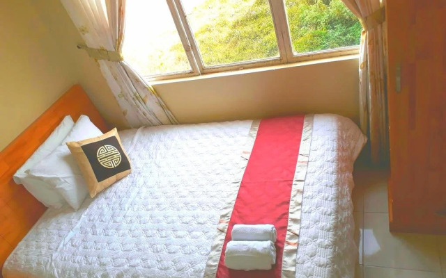 Golden Pine Hotel