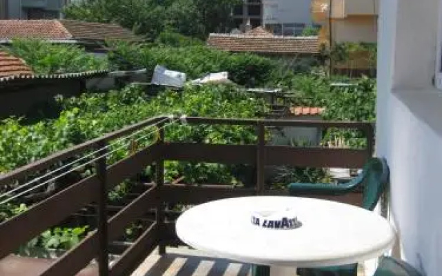 Rosi Guest House