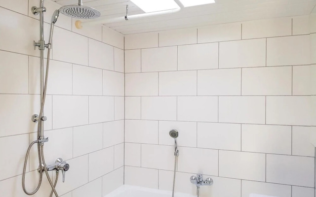 Nice Apartment in Hippolytushoef With 2 Bedrooms and Wifi