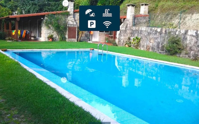 Casa com Piscina, V Minho by Izibookings