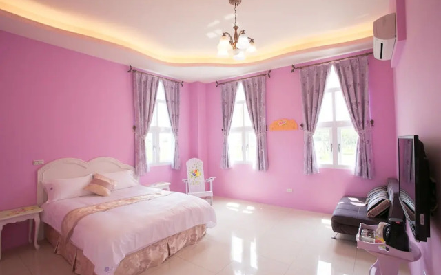 Decoupage Bed and Breakfast