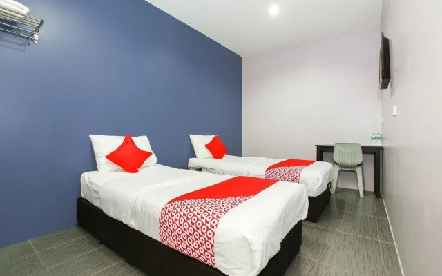 OYO 89332 DE Hotel