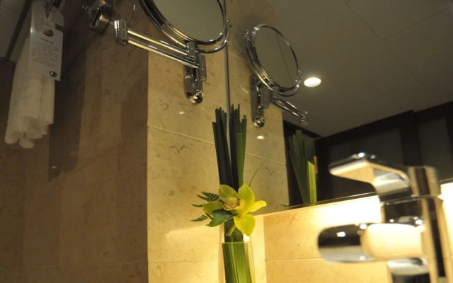 Fuyang International Trade Center Hotel