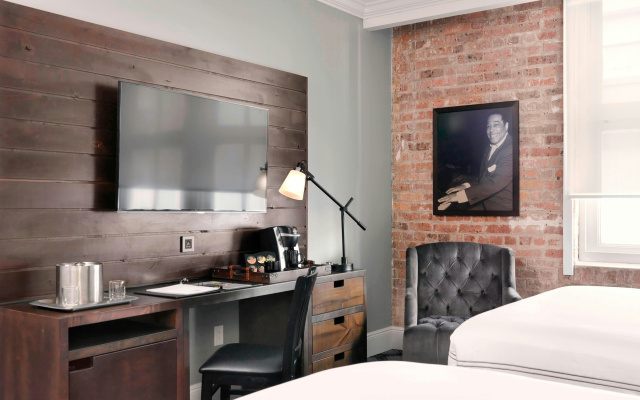 Q&C Hotel and Bar, New Orleans, Autograph Collection
