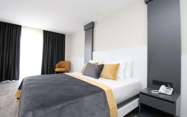 Laroxx Hotel Lara
