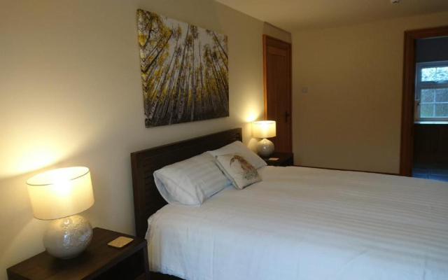 Rossclare Lodge