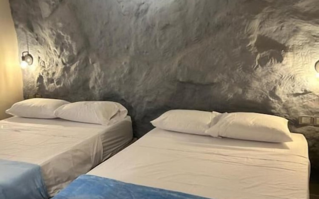 Hotel Kyros by 70