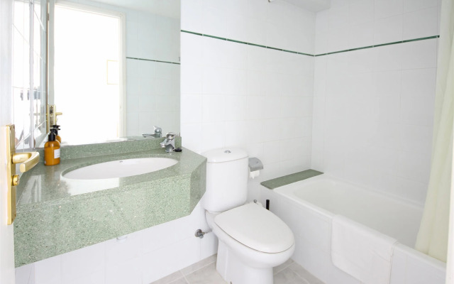 Aparthotel Niu d´Aus