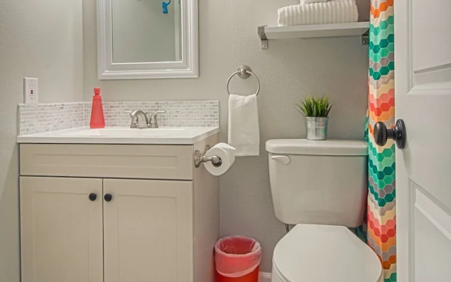 Love Bug - 2 Br Condo