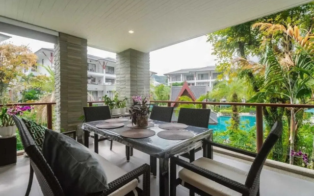 Elegant Beachfront 3BR Condo at Pearl of Naithon