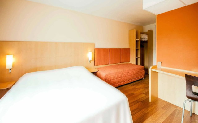 ibis Valenciennes