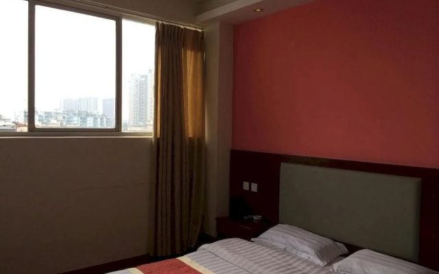 Leize E-sports Hotel(雷泽电竞酒店(杜莆草堂地铁站店))