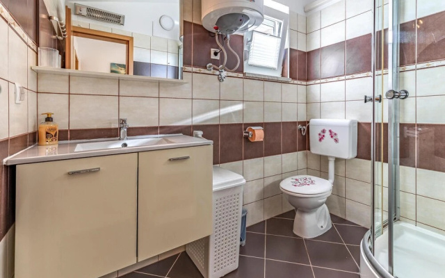 Amazing Apartment in Medulin With 2 Bedrooms and Wifi