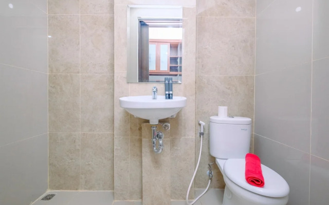 Fancy And Nice Studio Apartment At Transpark Cibubur