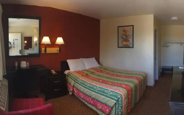 Hilltop Inn Suites