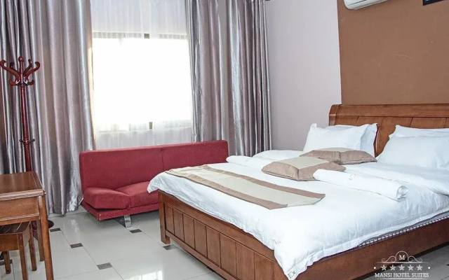 Mansi Hotel Suite
