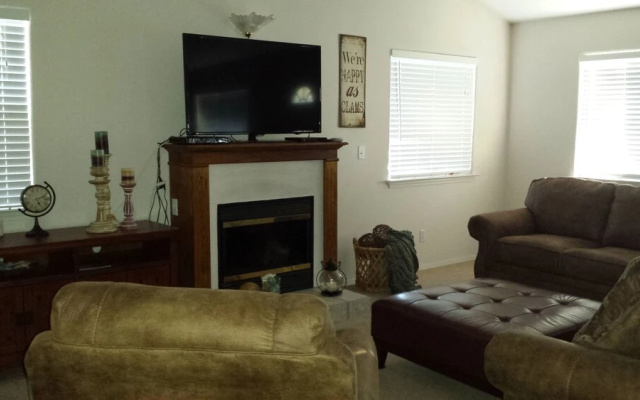 1211 Norswing 3 Bedroom Home by Redawning