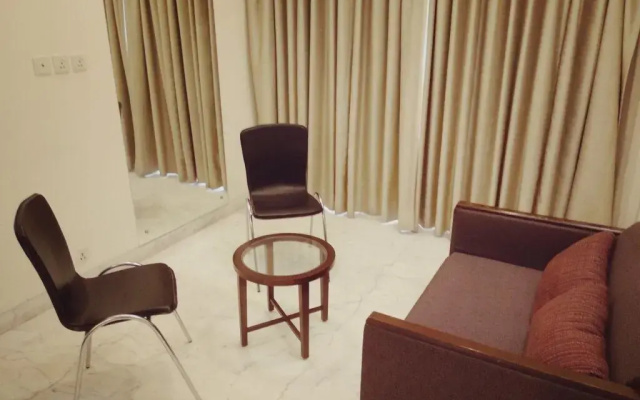 Stately Suites NH 8