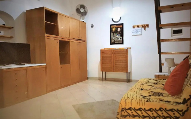 Lina's 1st Floor