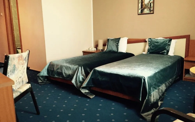 Hotel Millenium