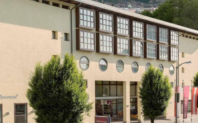 Отель Mercure Salzburg Central Австрия, Зальцбург - 3 отзыва об отеле, цены и фото номеров - забронировать отель Mercure Salzburg Central онлайн вид на фасад