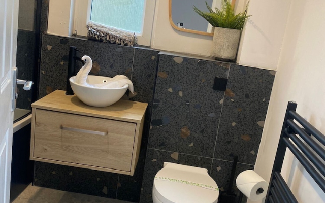 Modern 3 bed Home by Glasgow Airport