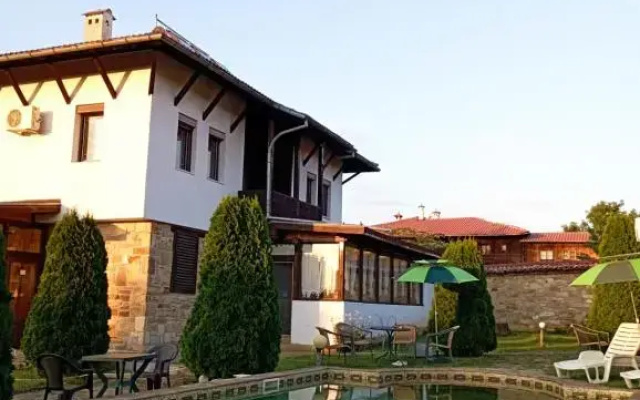 Toncho´s Guest House