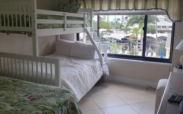 Santa Maria Harbour Resort 202 by RedAwning