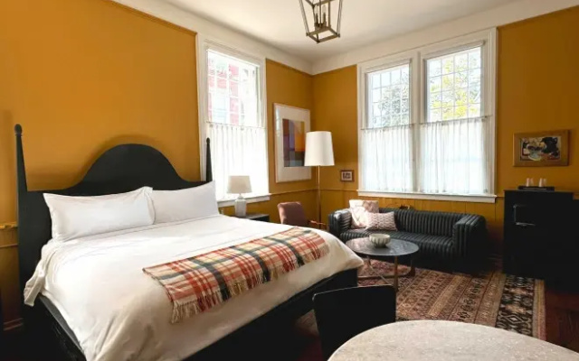 The Abner Hotel