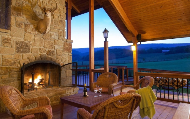 Fort Lewis Lodge