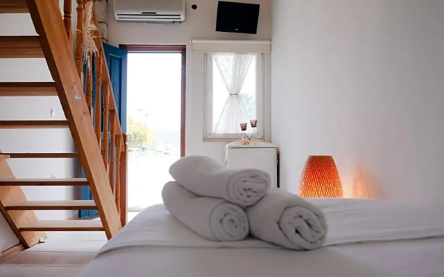 ION CLUB Loft Rooms