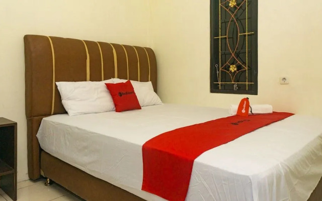 RedDoorz near Sentani Airport Jayapura