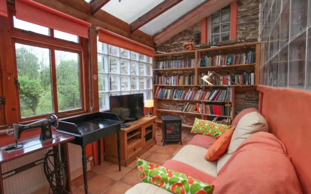 Moville Boutique Hostel
