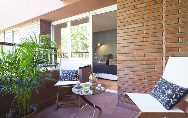 Отель My Space Barcelona- Bonanova for 8 people Испания, Барселона - отзывы, цены и фото номеров - забронировать отель My Space Barcelona- Bonanova for 8 people онлайн вид на фасад